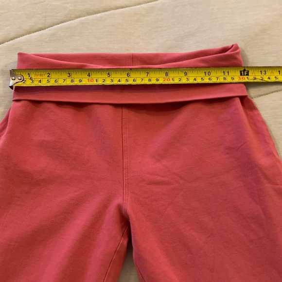 Girls size 12 Hanna Andersson pink active flare leggings, EUC - Picture 4 of 6